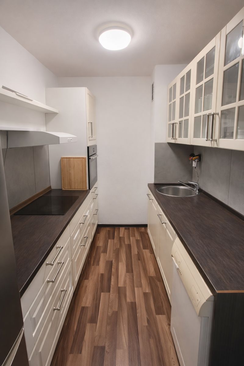 4 Kitchen