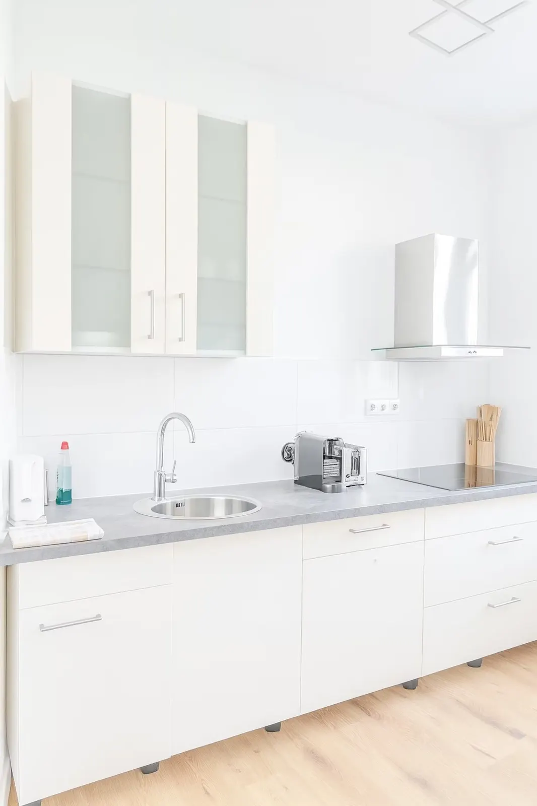 10 Kitchen