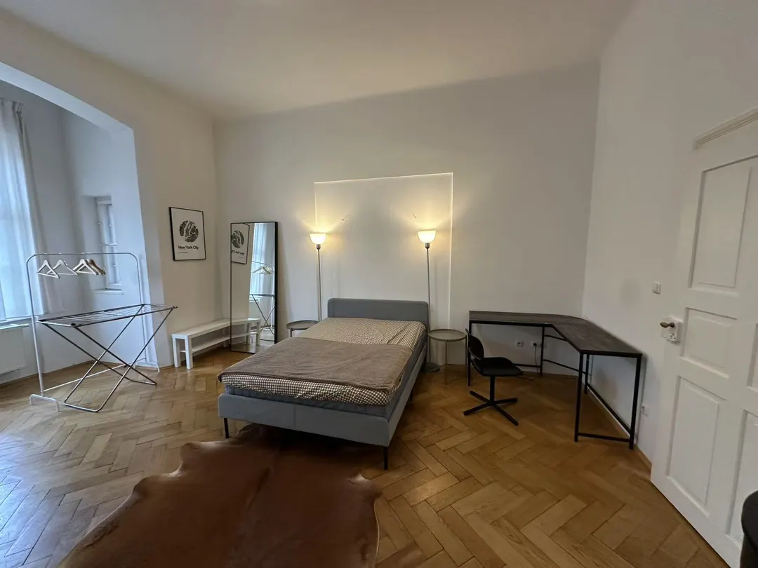 1 Bedroom 1 Bedroom