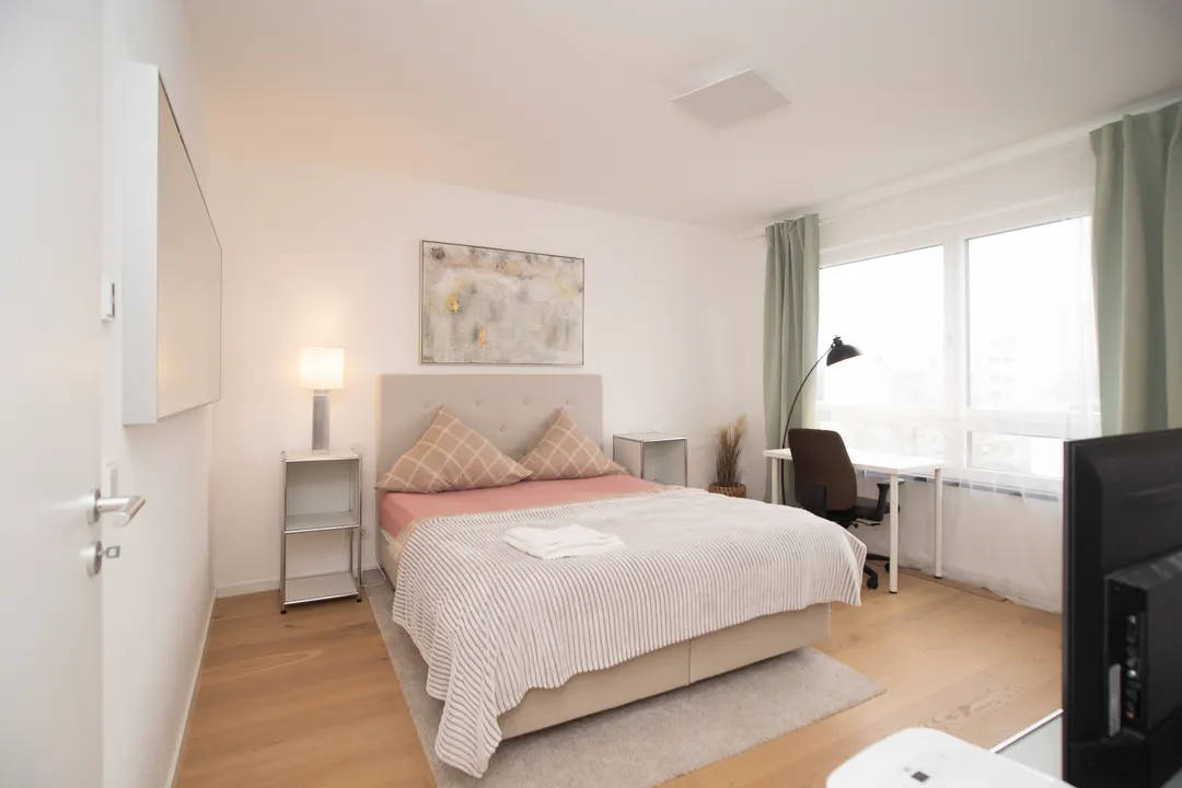 Mhomes-04 (1).jpg Mhomes-04 (1).jpg