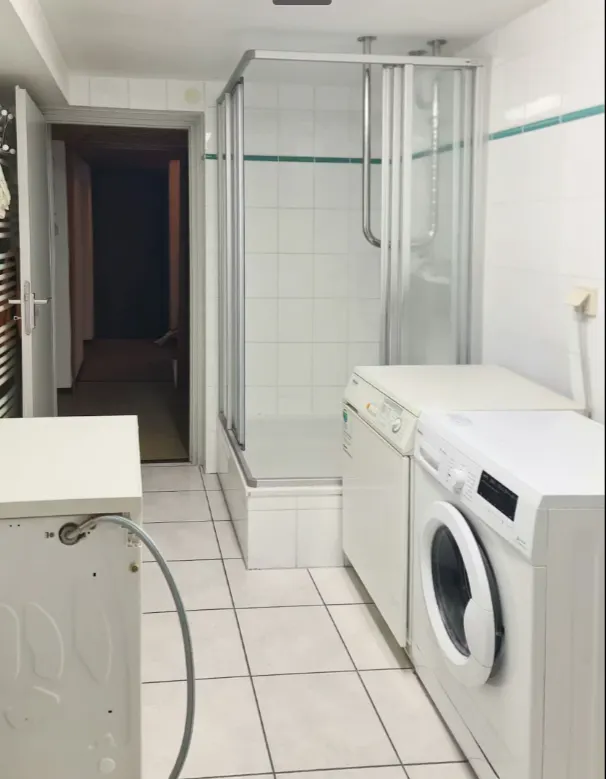 11 Bathroom