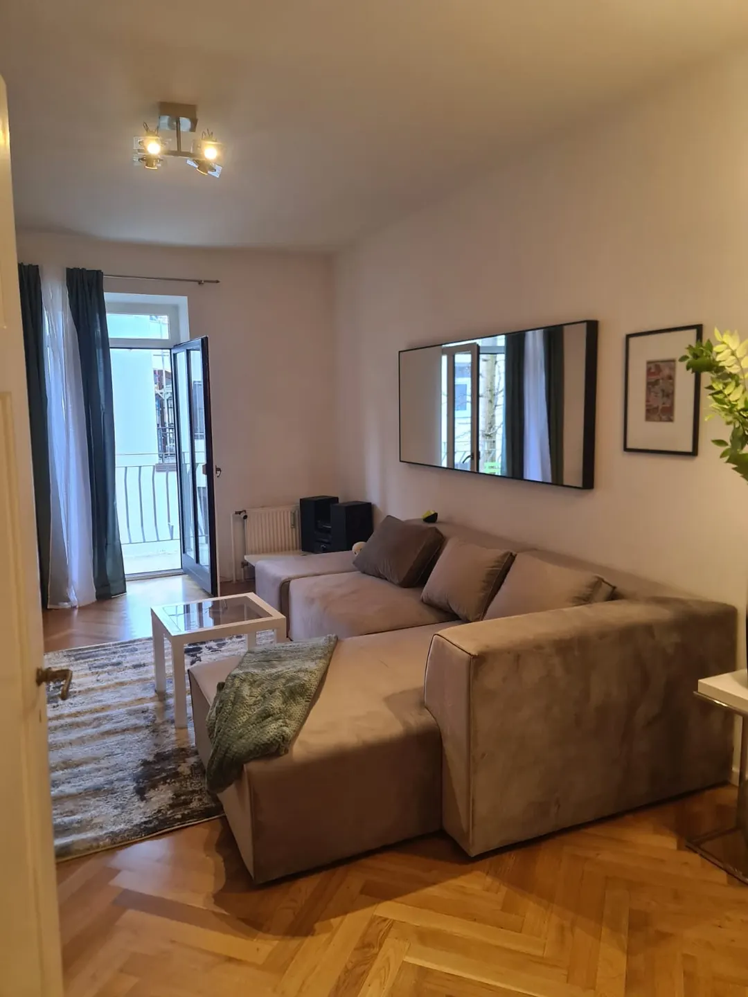 WhatsApp Image 2025-11-11 at 22.19.33 (1) (1).jpeg