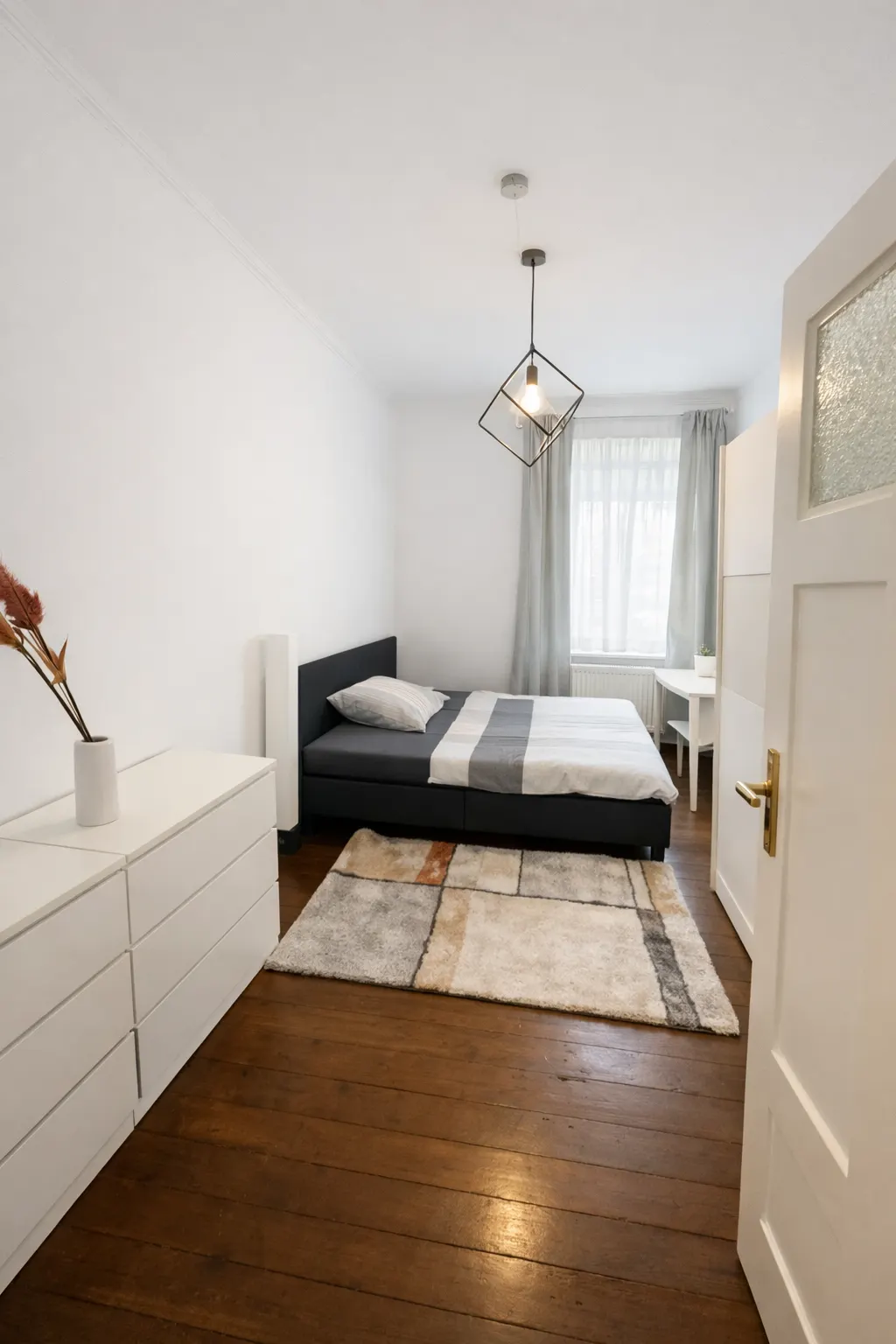 1 Bedroom 1 Bedroom
